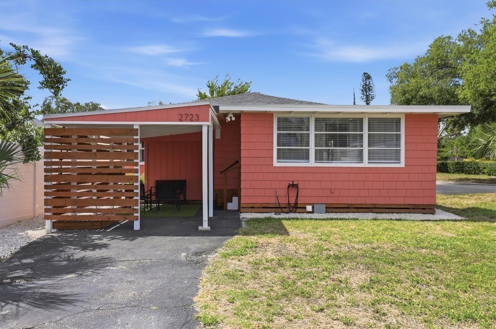 Image 5 of 68 For 301 28th Street W
