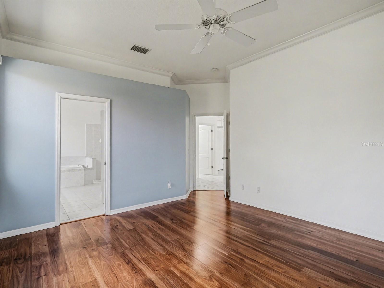 Image 15 of 39 For 1361 New Forest Lane