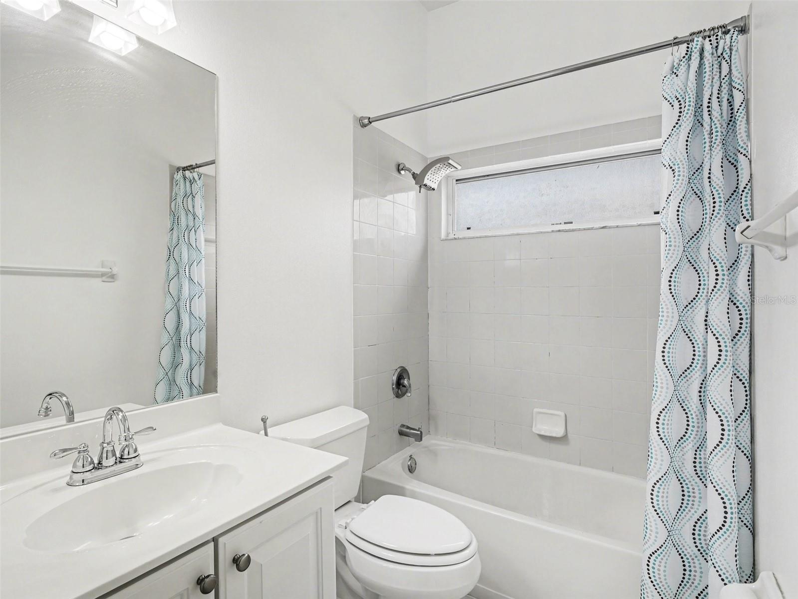 Image 25 of 39 For 1361 New Forest Lane