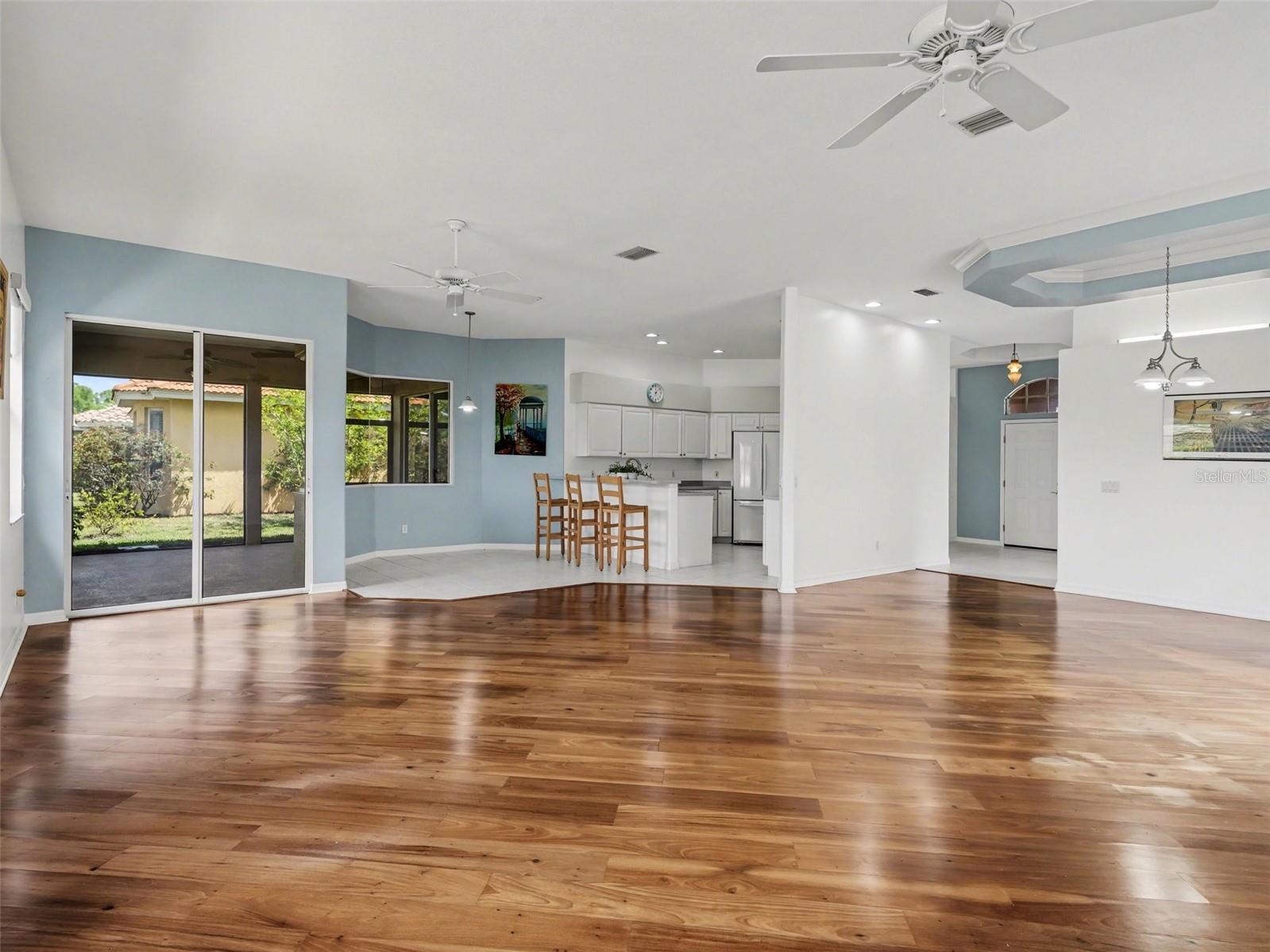 Image 6 of 39 For 1361 New Forest Lane