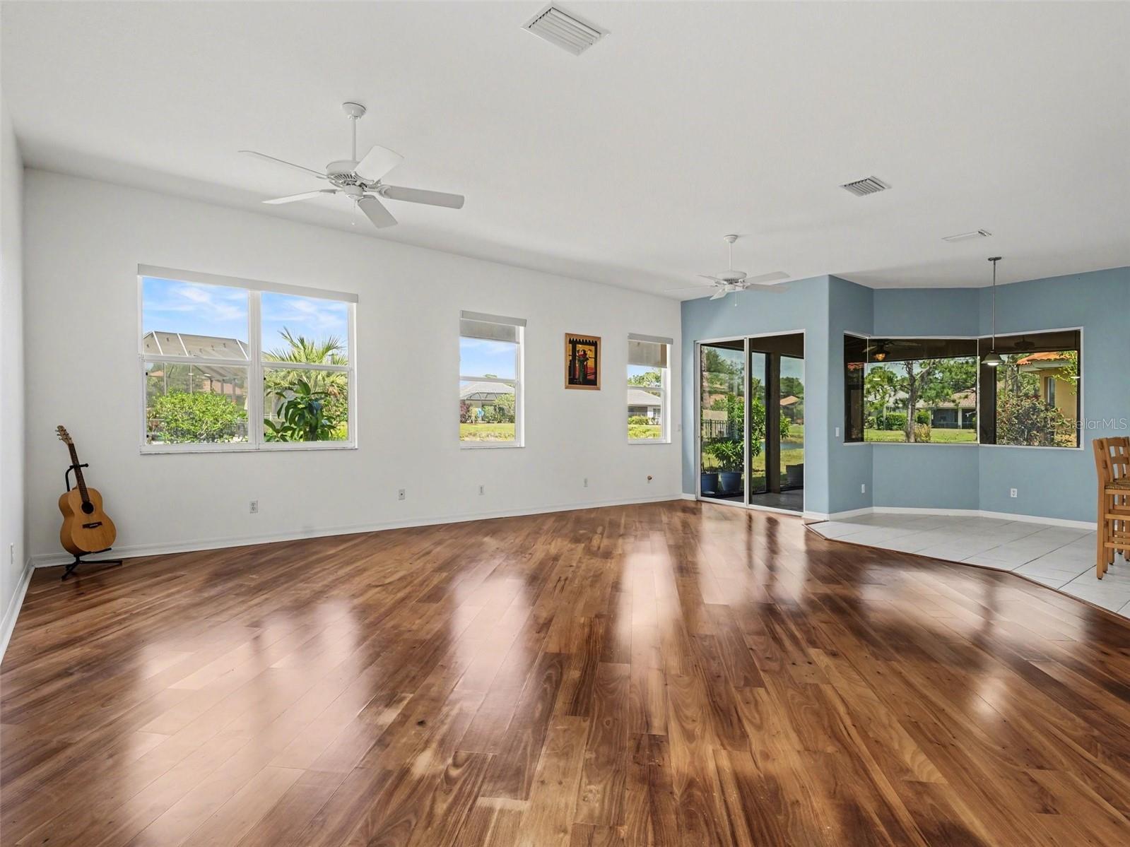 Image 8 of 39 For 1361 New Forest Lane