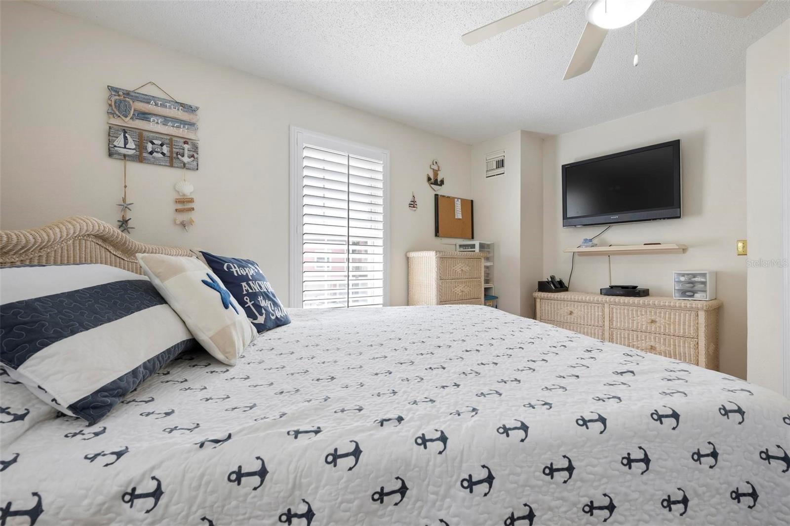 Image 37 of 64 For 4503 Gulf Drive