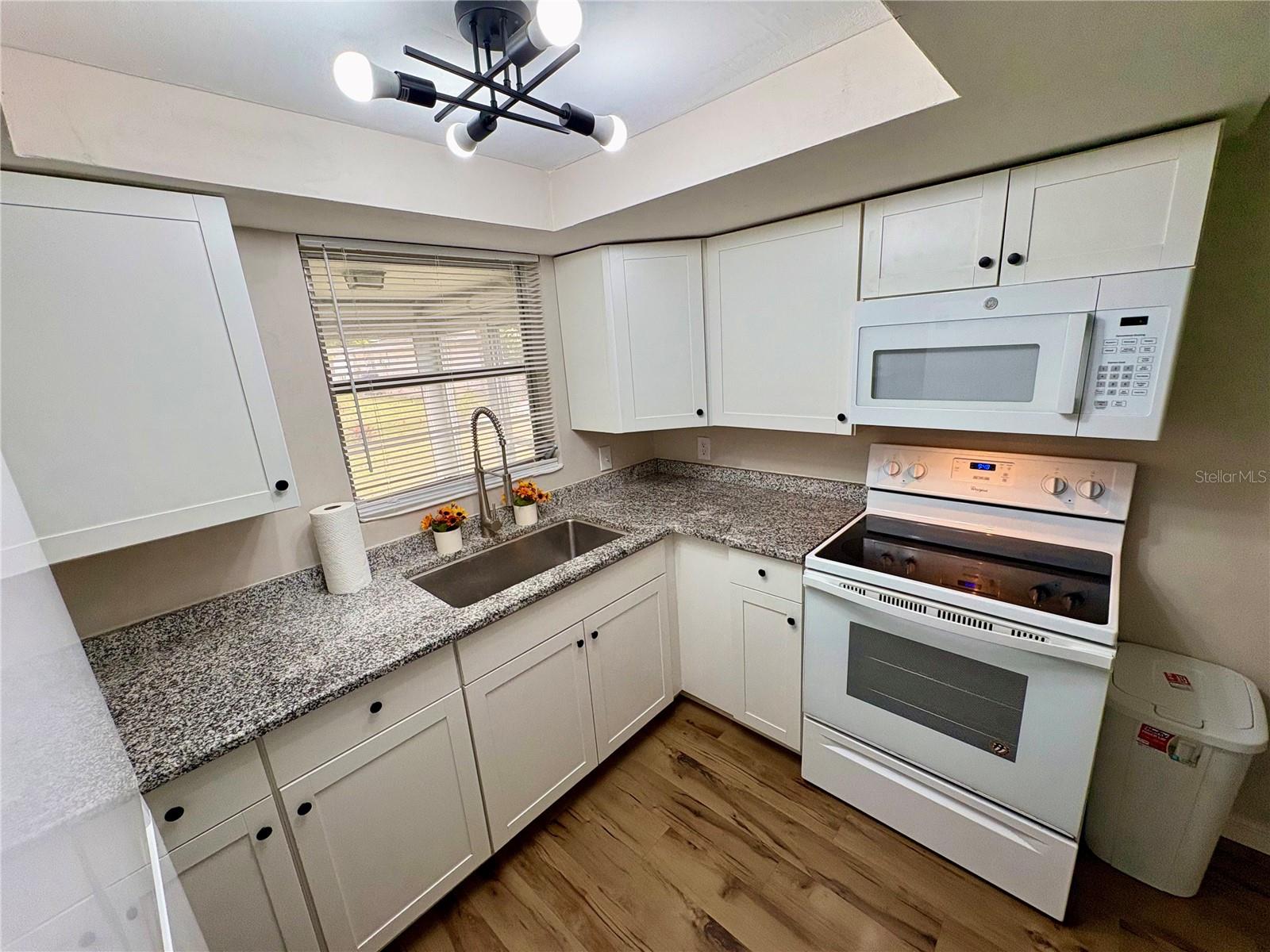 Image 12 of 49 For 6041 13th Avenue