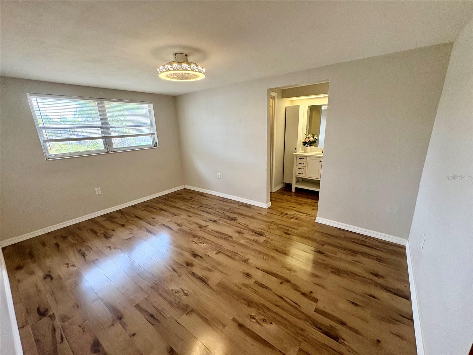 Image 14 of 49 For 6041 13th Avenue