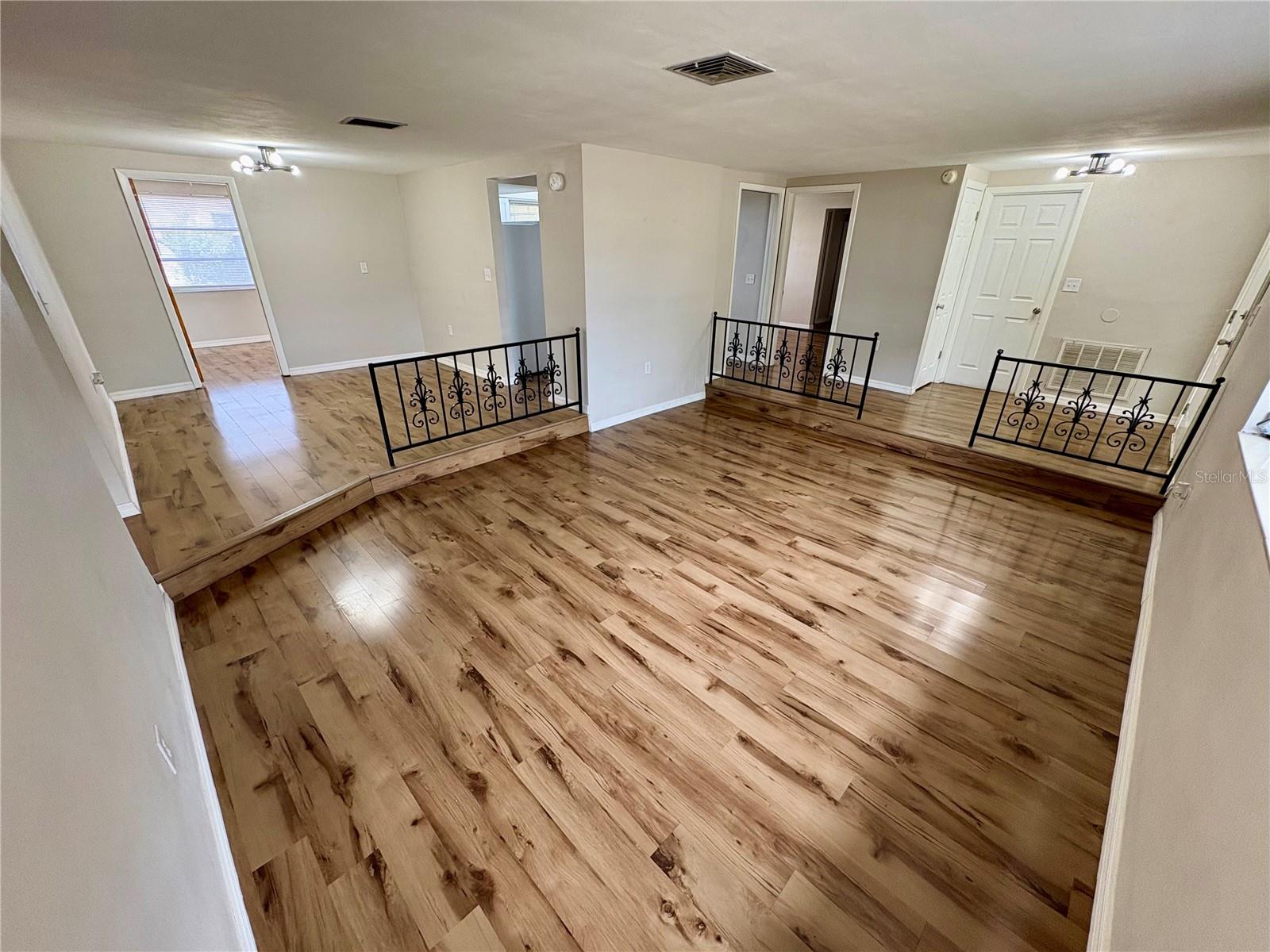 Image 20 of 49 For 6041 13th Avenue