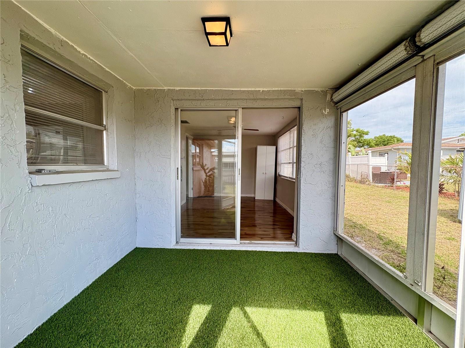 Image 23 of 49 For 6041 13th Avenue