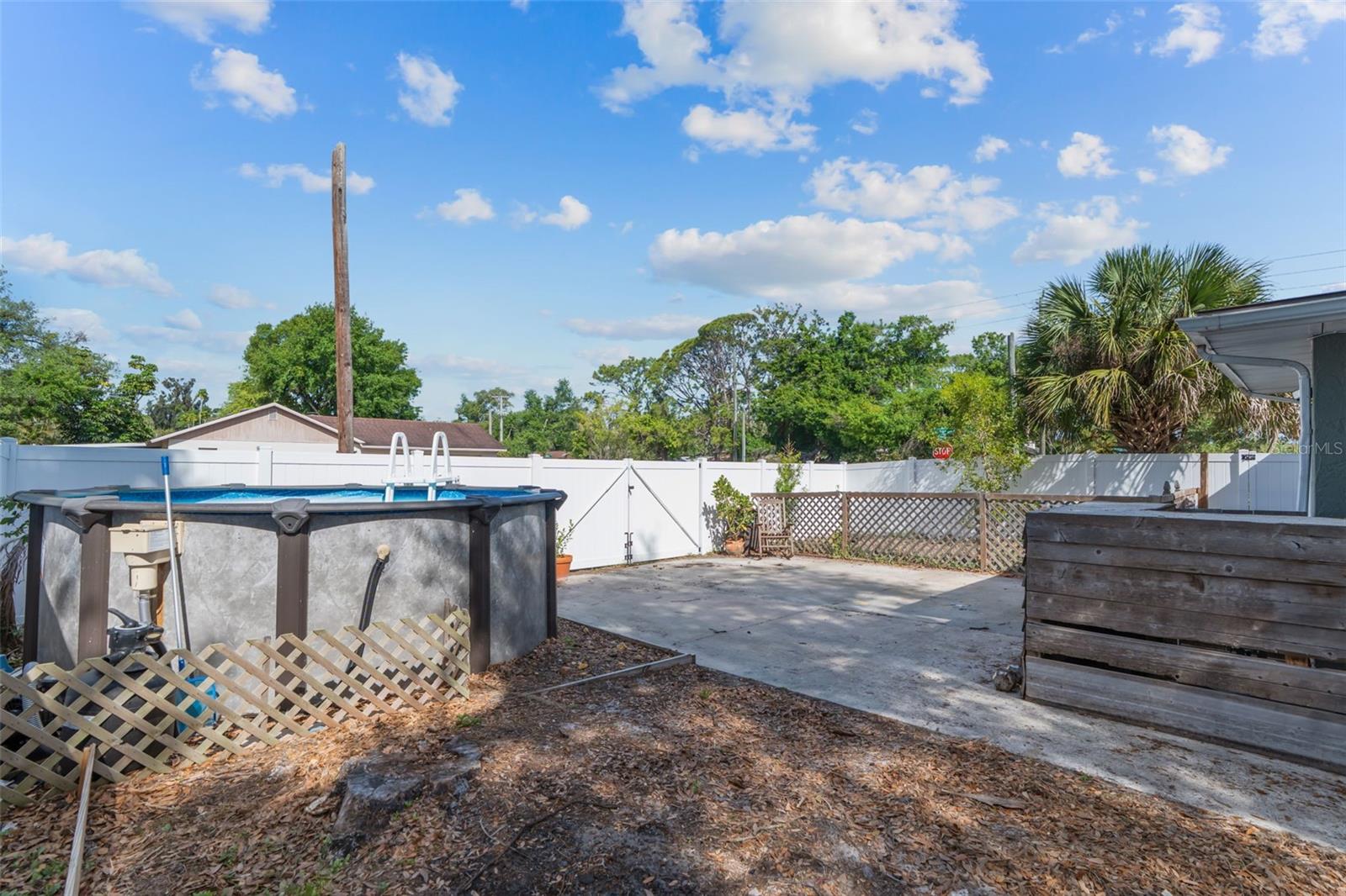 Image 37 of 41 For 4060 Webber Street