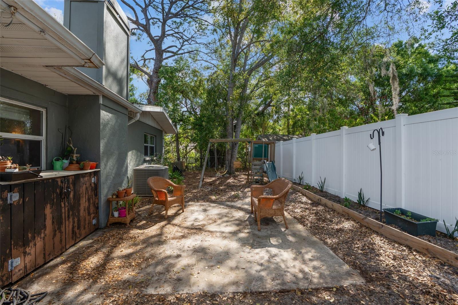 Image 38 of 41 For 4060 Webber Street