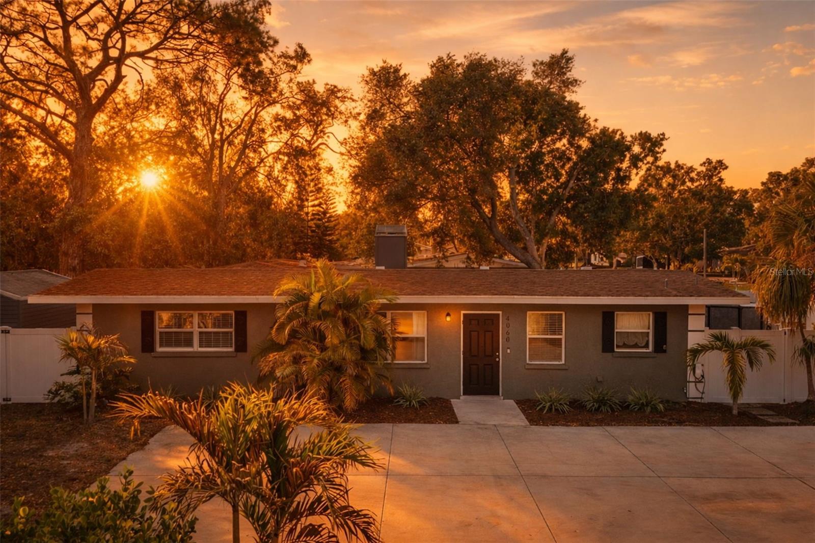 Image 5 of 41 For 4060 Webber Street