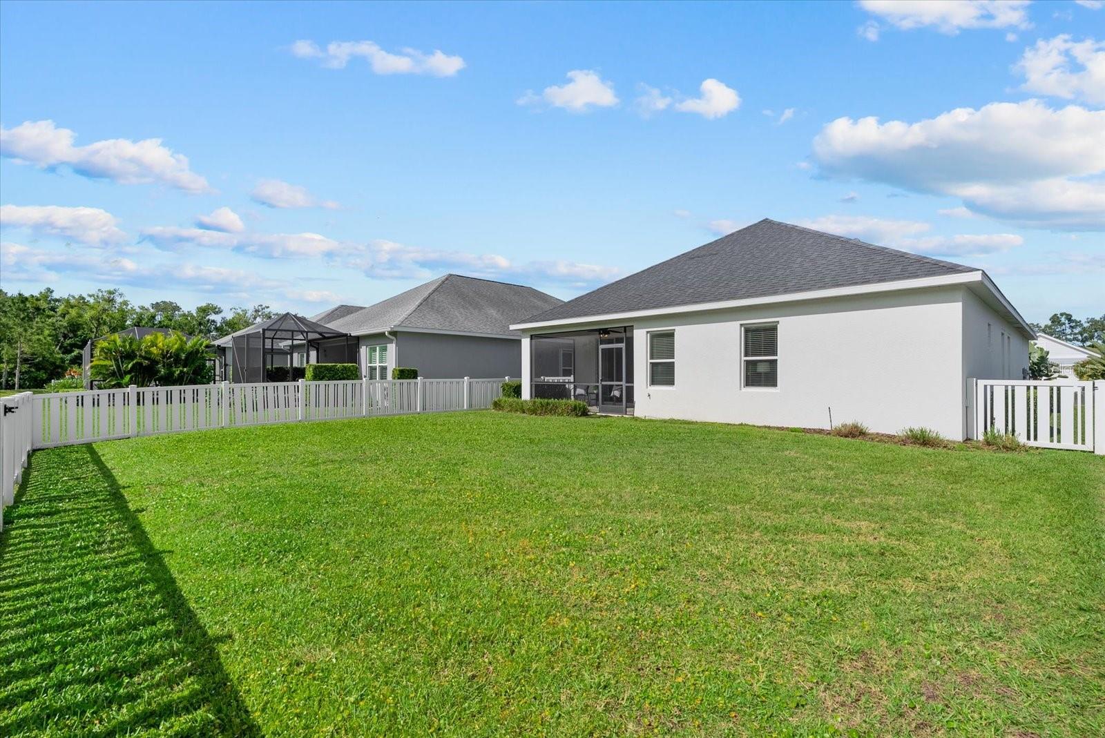 Image 28 of 52 For 7526 Ridgelake Circle