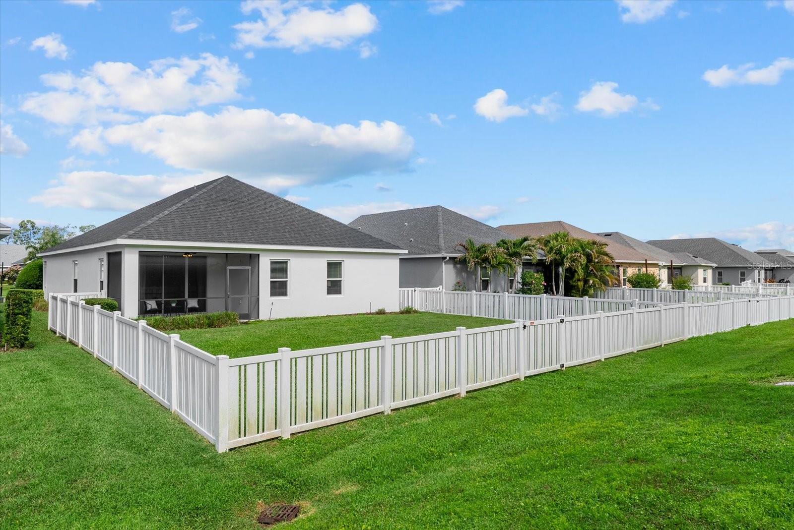 Image 30 of 52 For 7526 Ridgelake Circle