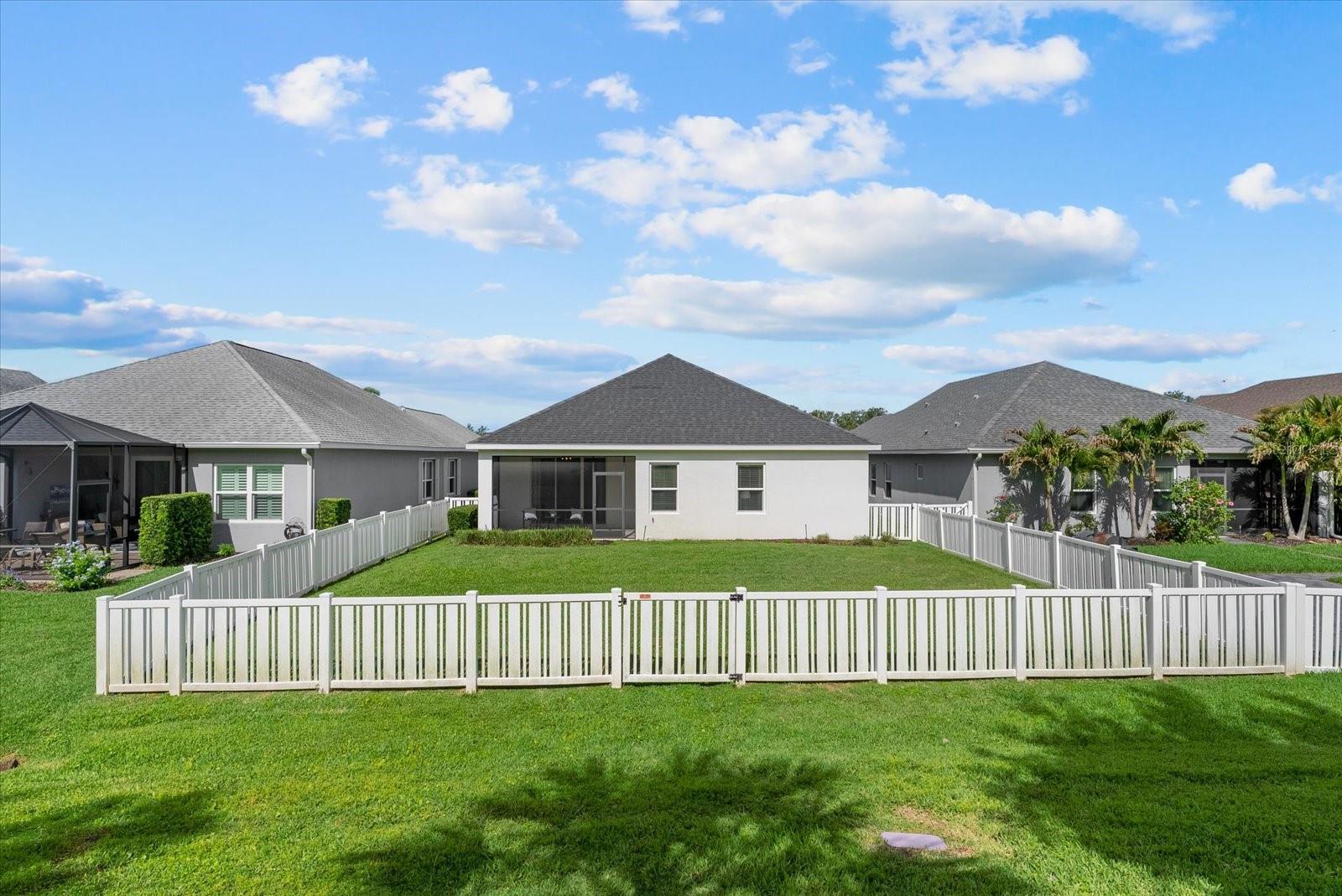 Image 31 of 52 For 7526 Ridgelake Circle