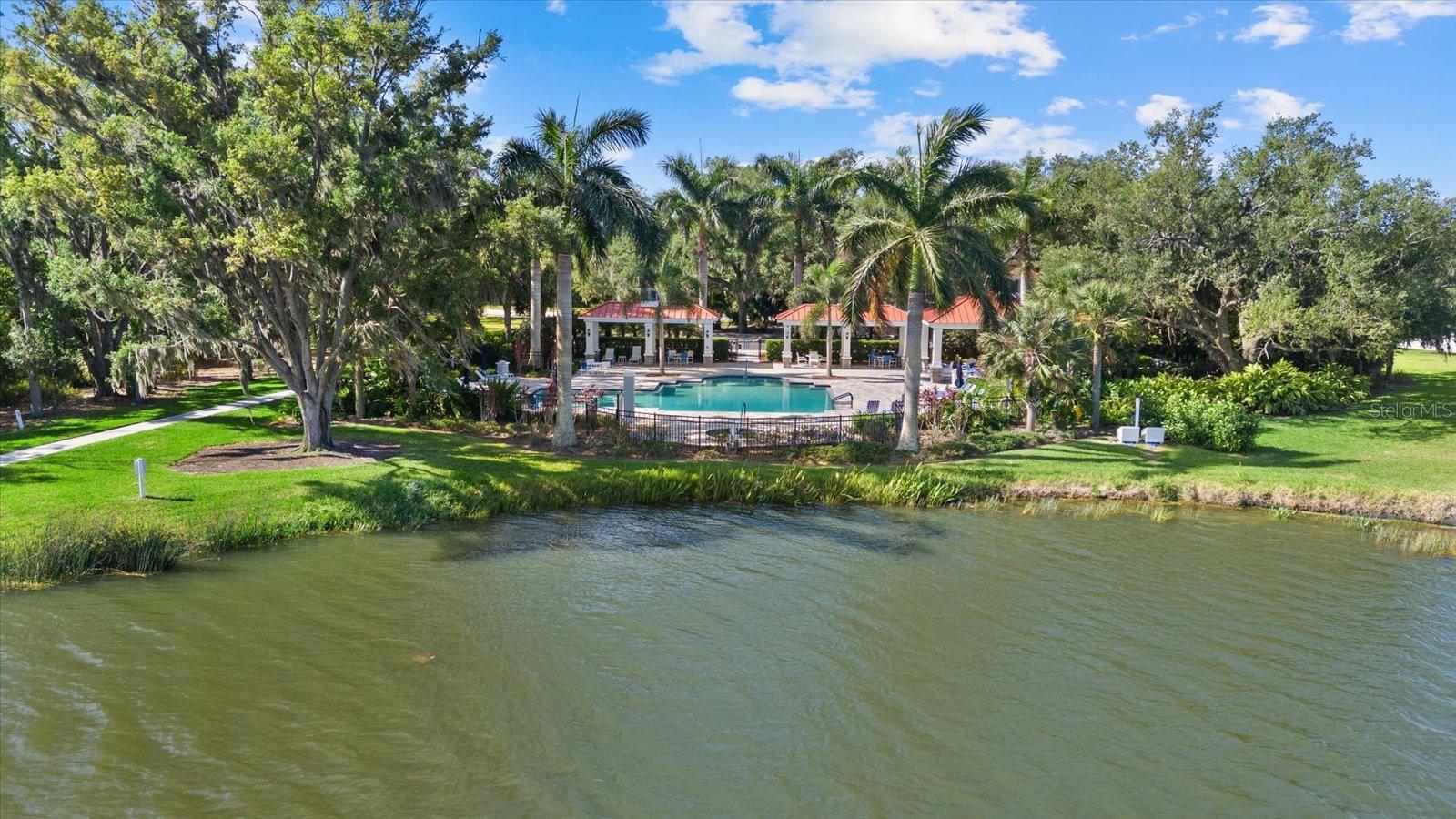 Image 42 of 52 For 7526 Ridgelake Circle