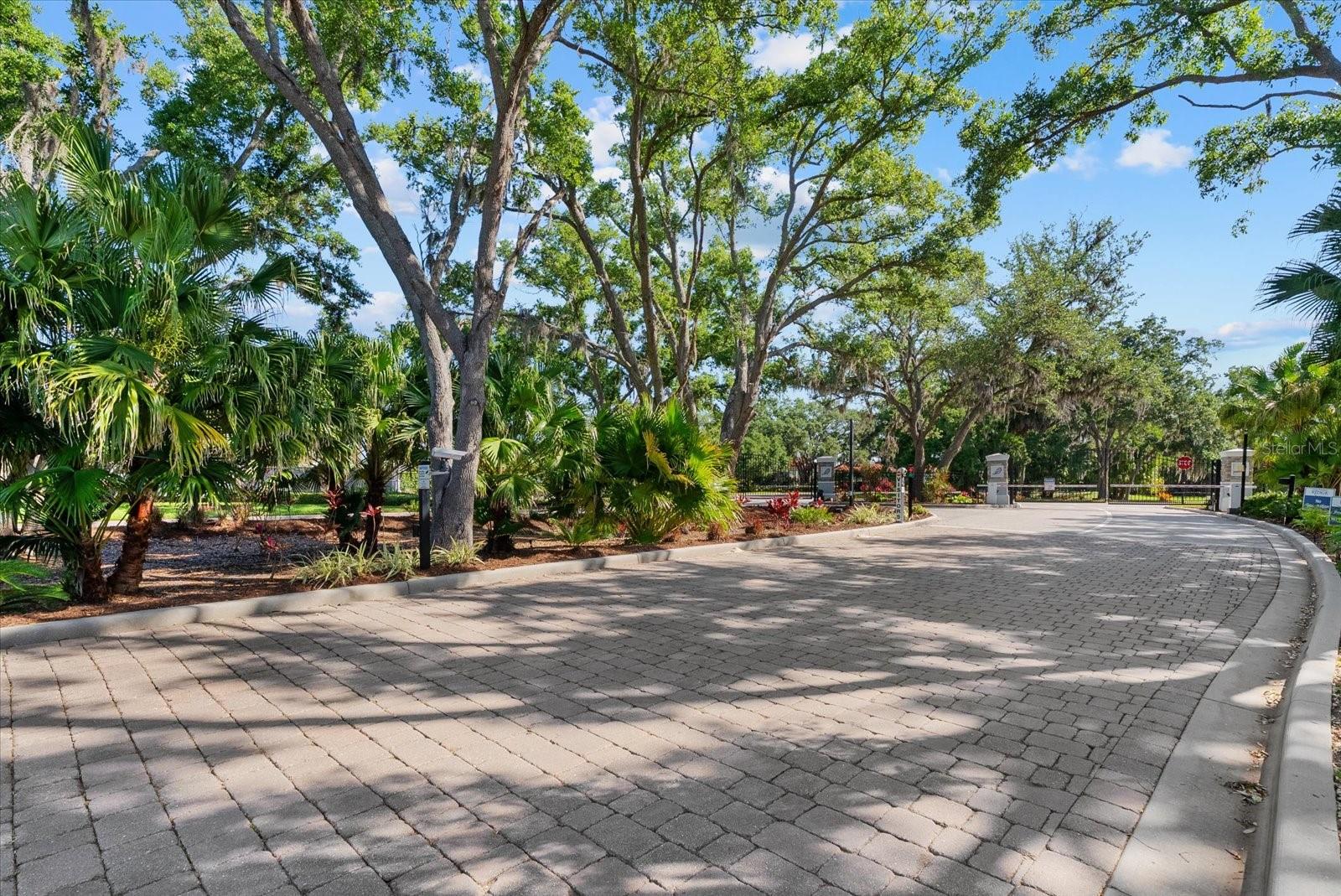 Image 51 of 52 For 7526 Ridgelake Circle