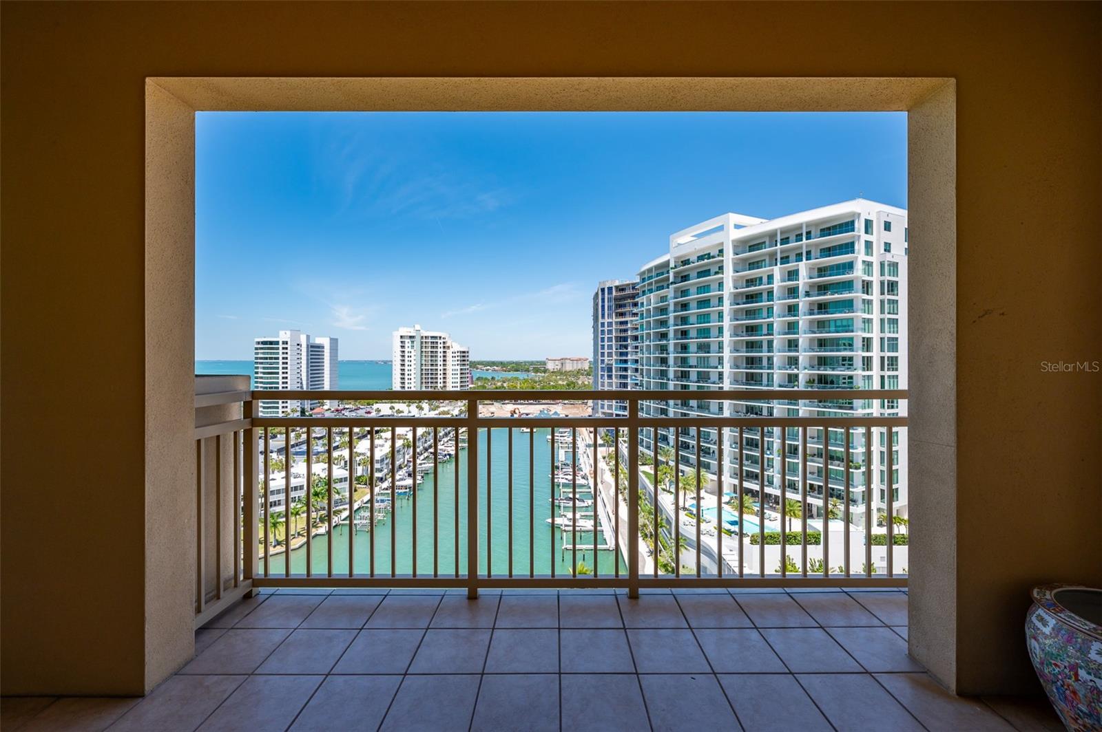 Image 21 of 77 For 1111 Ritz Carlton Drive 1205