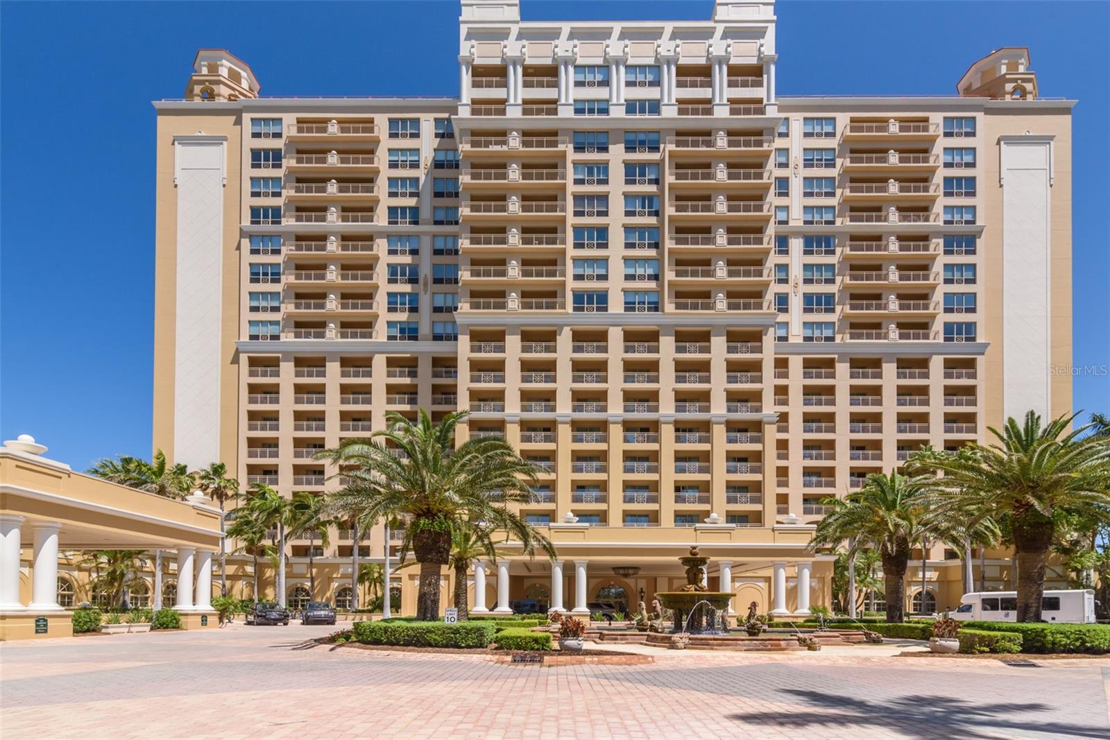 Image 27 of 77 For 1111 Ritz Carlton Drive 1205