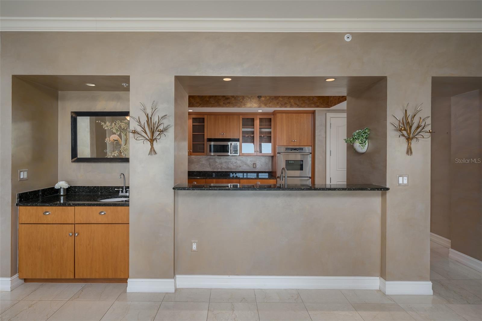 Image 8 of 77 For 1111 Ritz Carlton Drive 1205