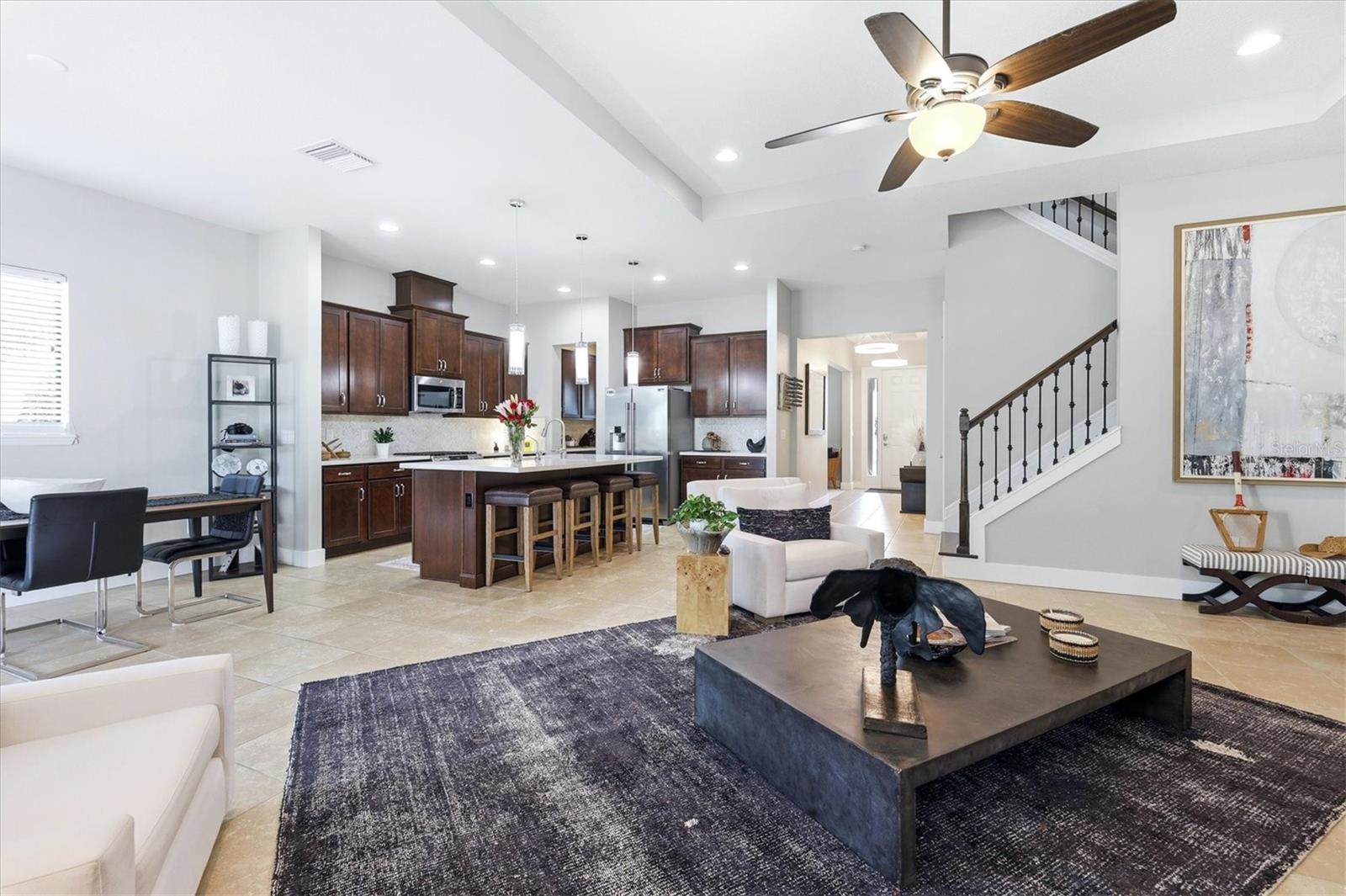 Image 11 of 60 For 5407 Title Row Drive