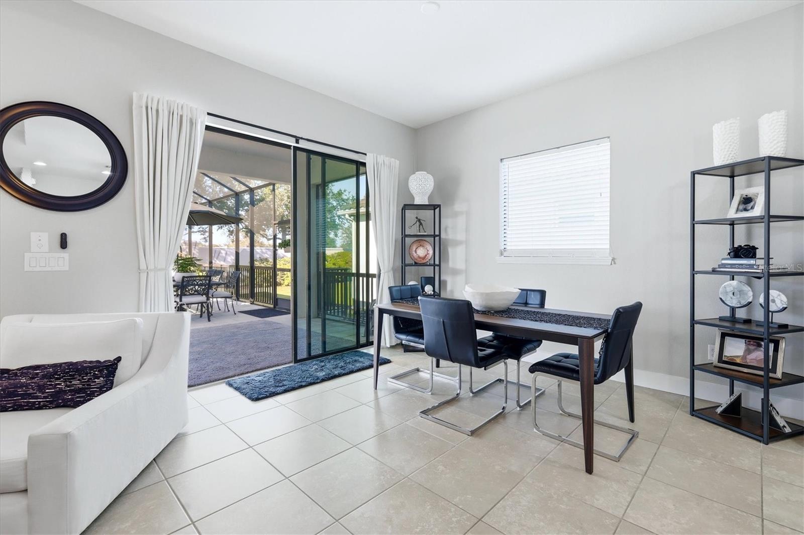 Image 13 of 60 For 5407 Title Row Drive