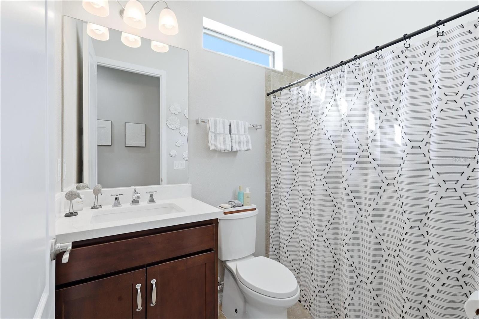 Image 22 of 60 For 5407 Title Row Drive