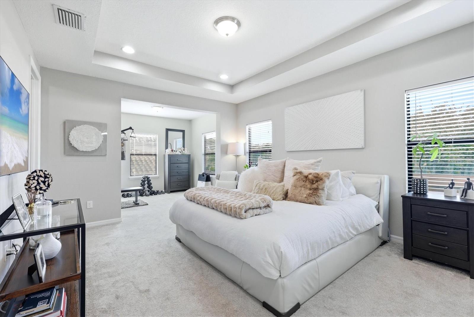 Image 26 of 60 For 5407 Title Row Drive