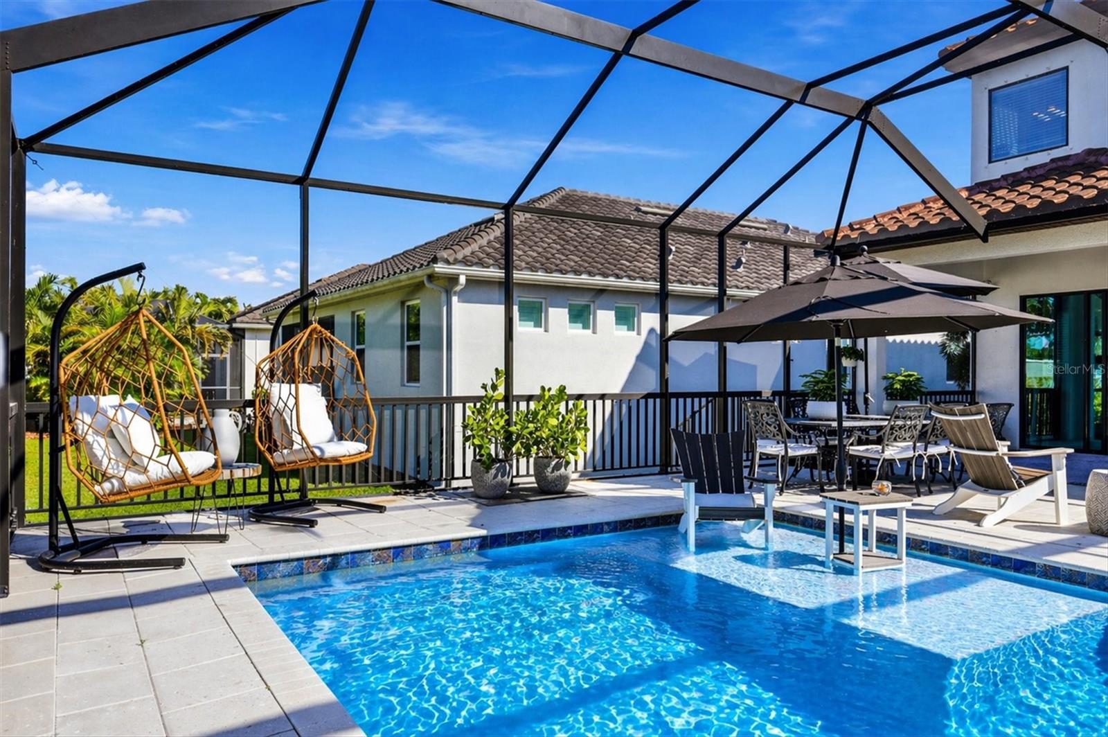 Image 39 of 60 For 5407 Title Row Drive