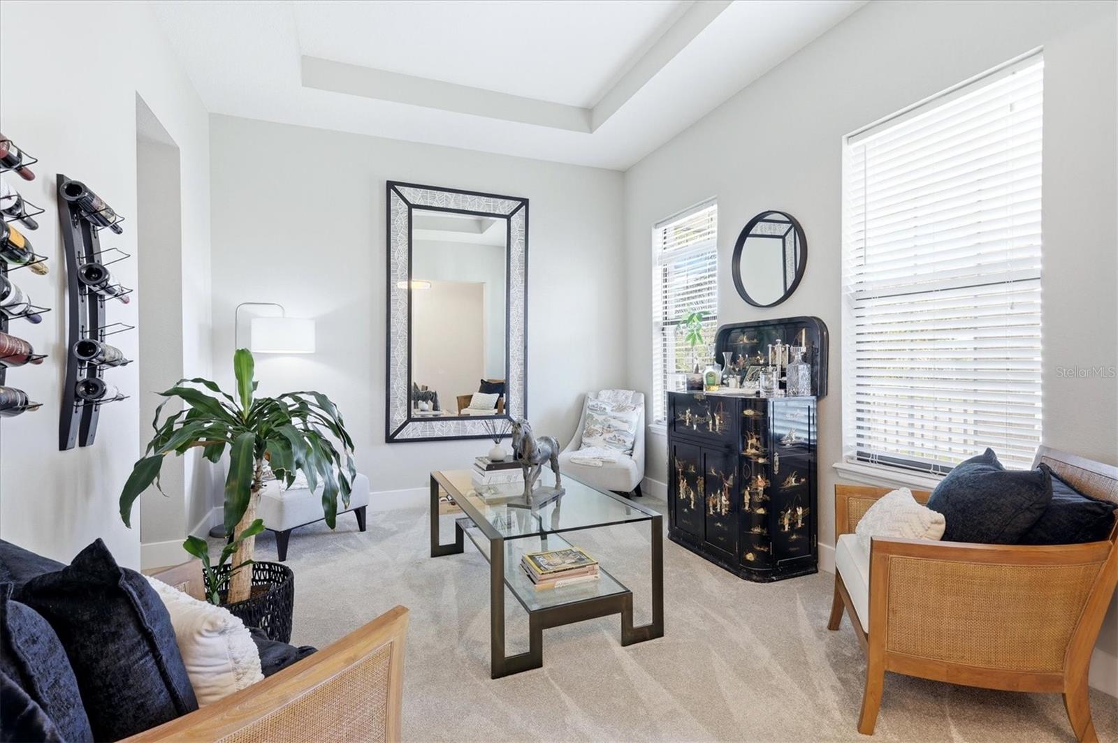 Image 6 of 60 For 5407 Title Row Drive