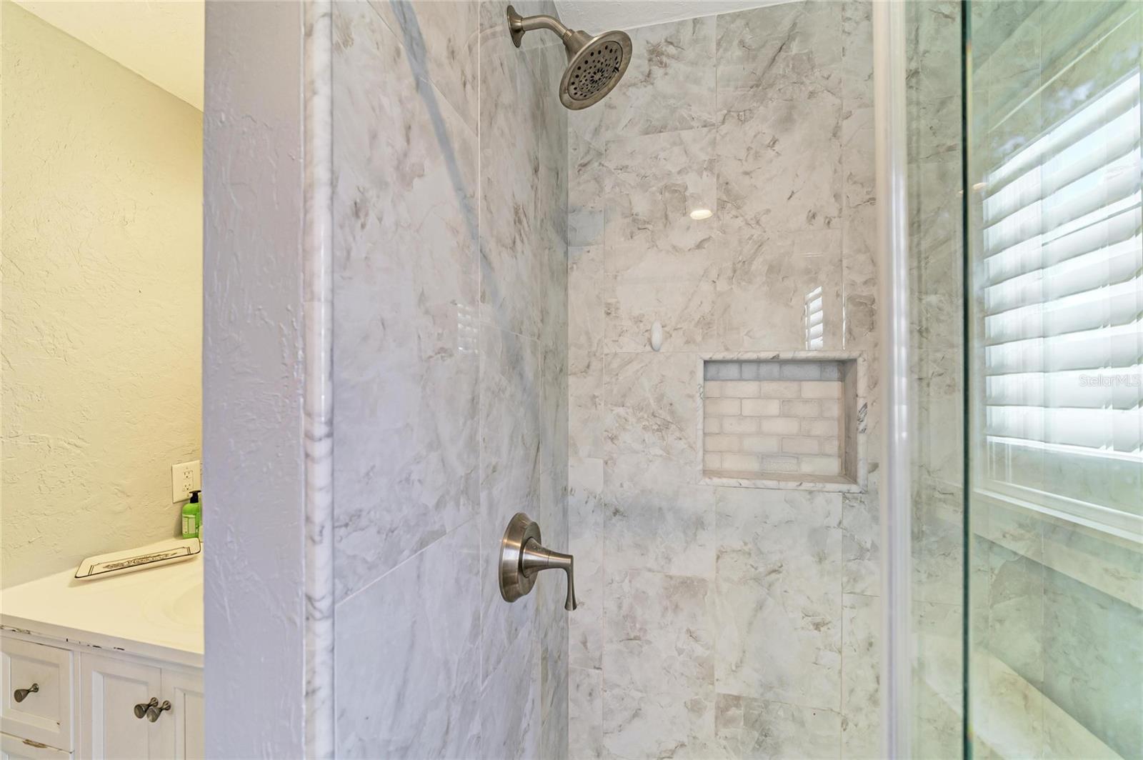 Image 29 of 47 For 210 17th Street W 14