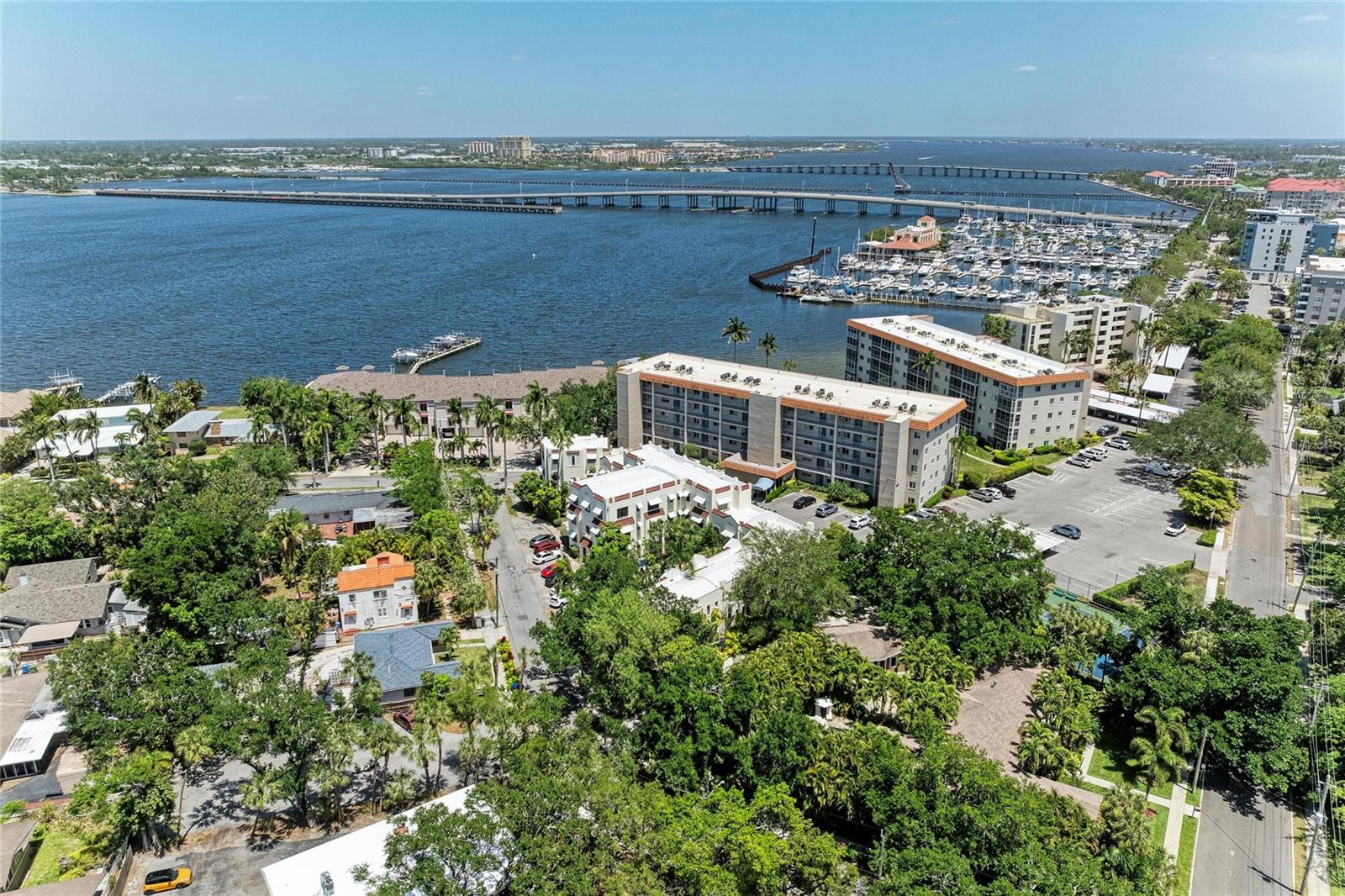 Image 40 of 47 For 210 17th Street W 14