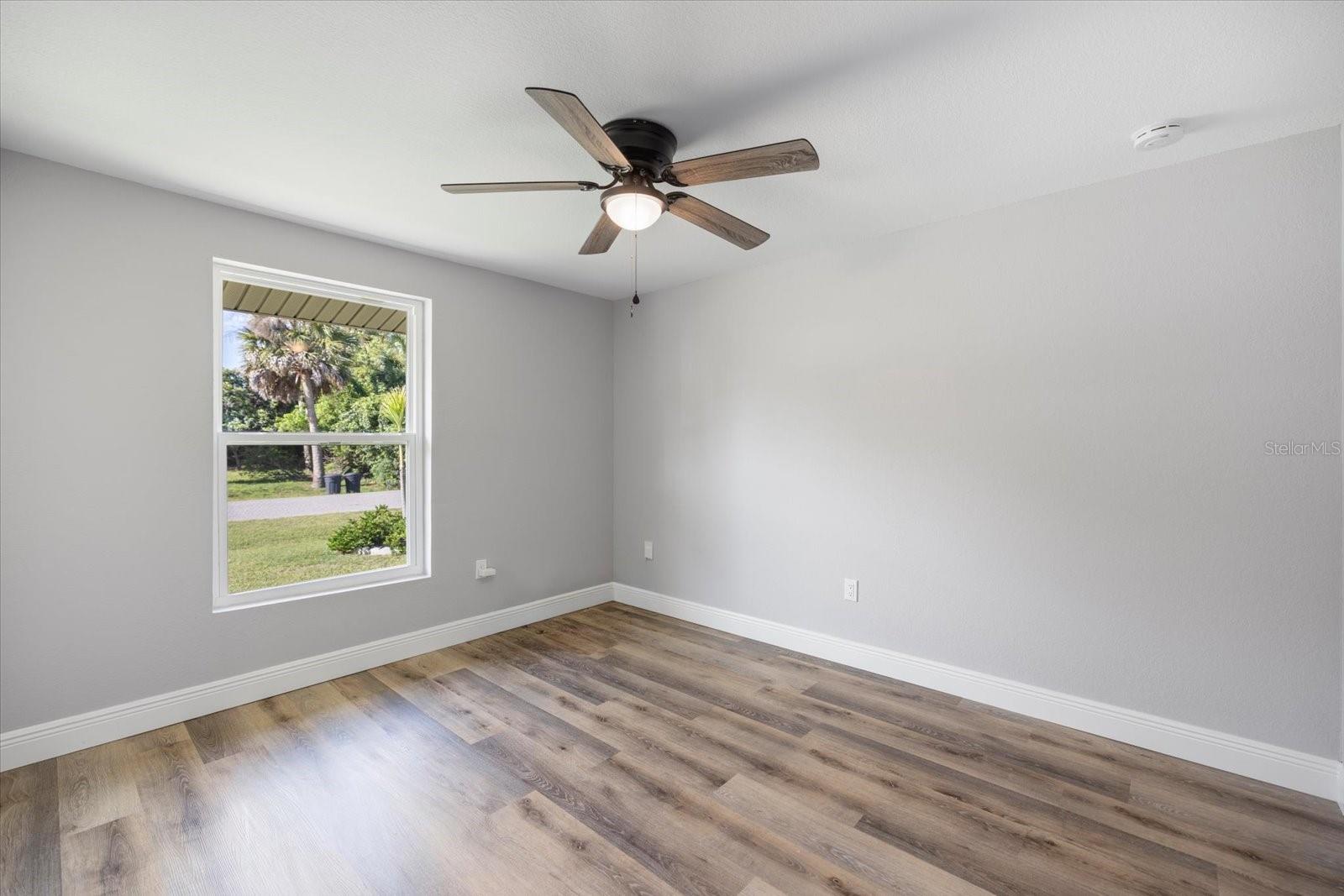 Image 12 of 32 For 1184 Barbour Avenue