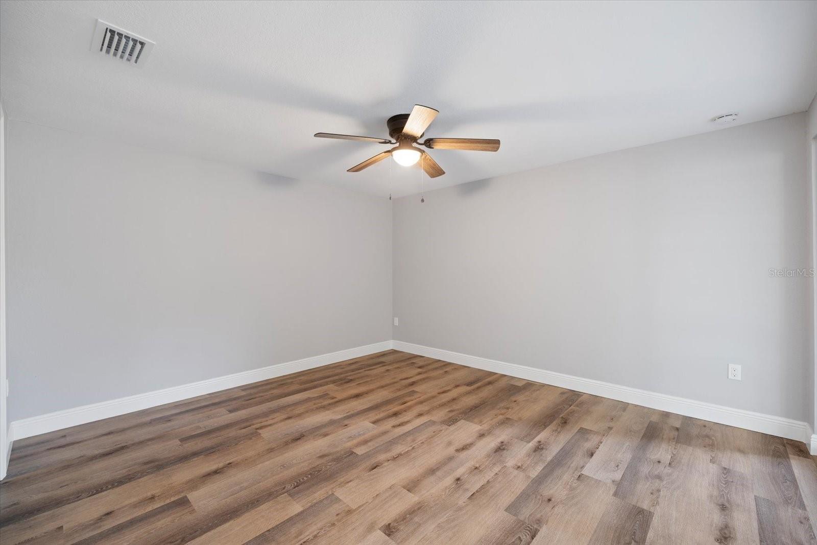Image 14 of 32 For 1184 Barbour Avenue