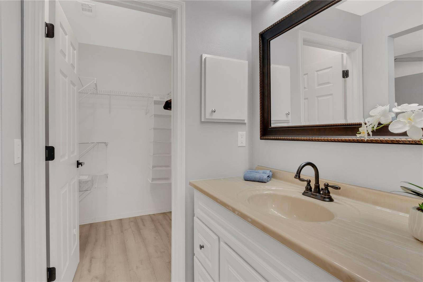 Image 19 of 43 For 2757 Feiffer Circle