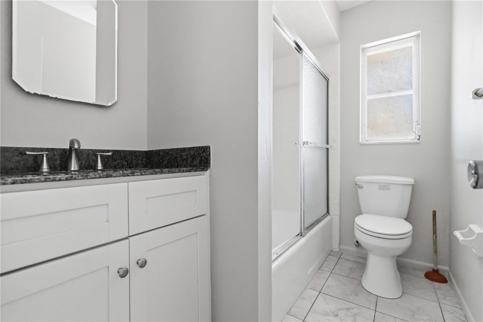 Image 19 of 37 For 304 Lantana Avenue