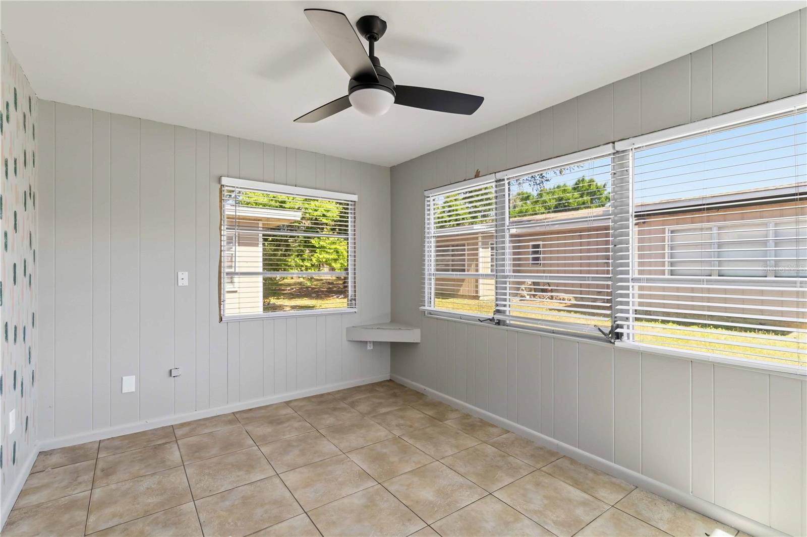 Image 25 of 37 For 304 Lantana Avenue