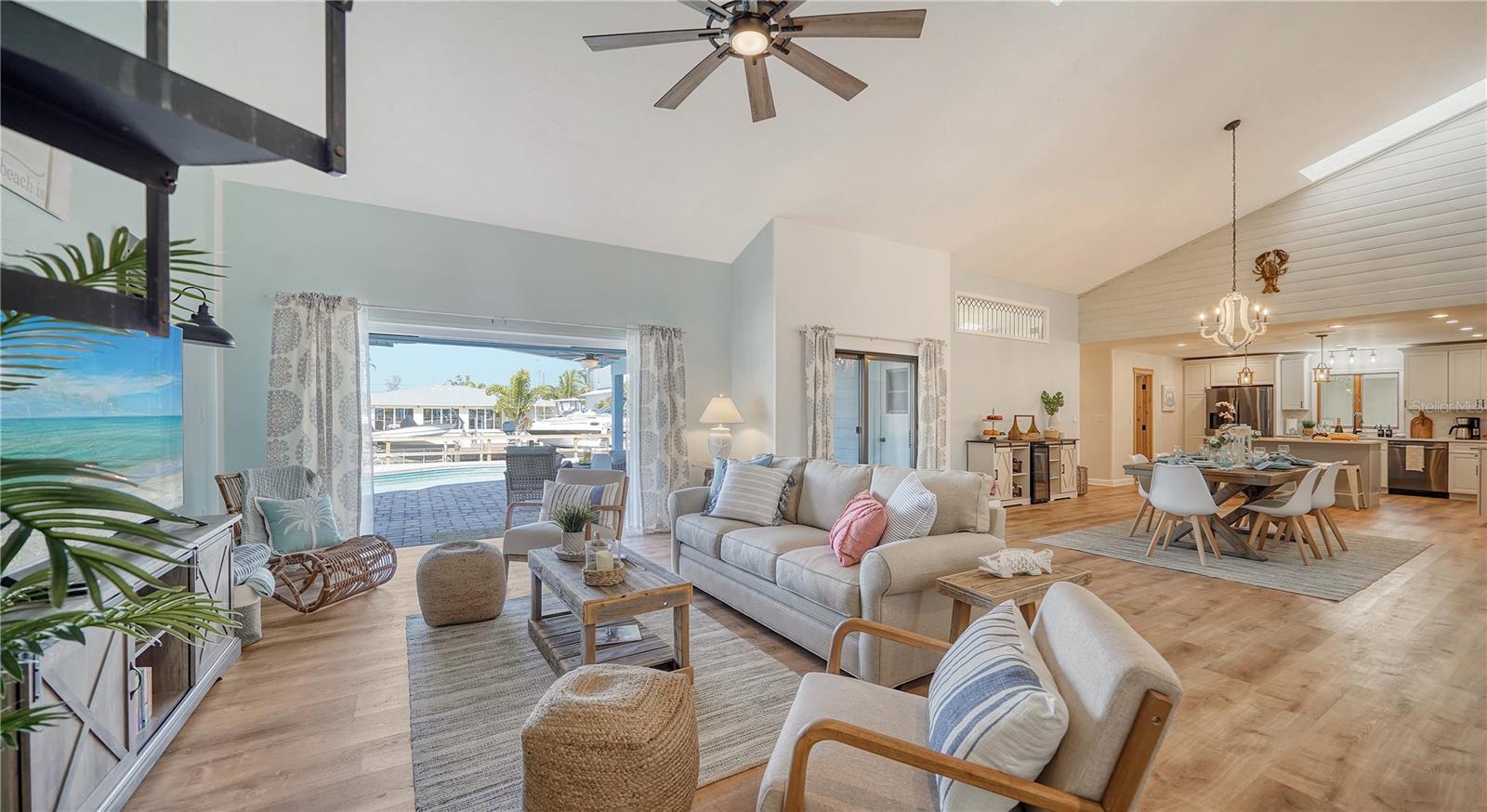 Image 6 of 27 For 3912 99th Street W