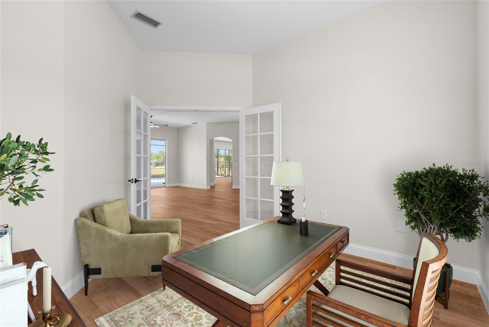 Image 12 of 32 For 11018 Pine Lilly Place