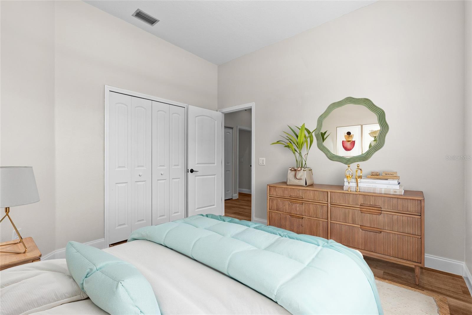 Image 23 of 32 For 11018 Pine Lilly Place