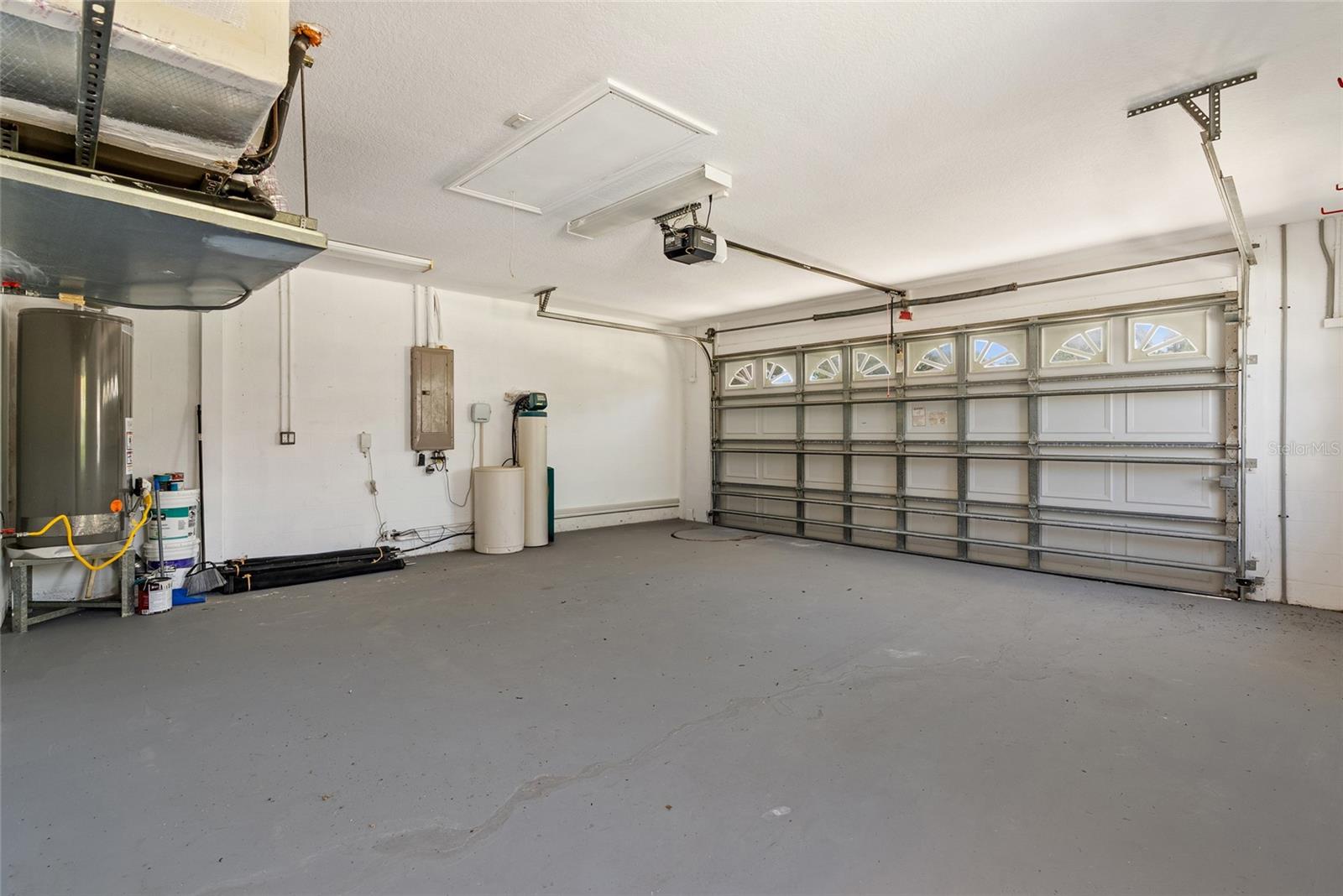 Image 25 of 32 For 11018 Pine Lilly Place