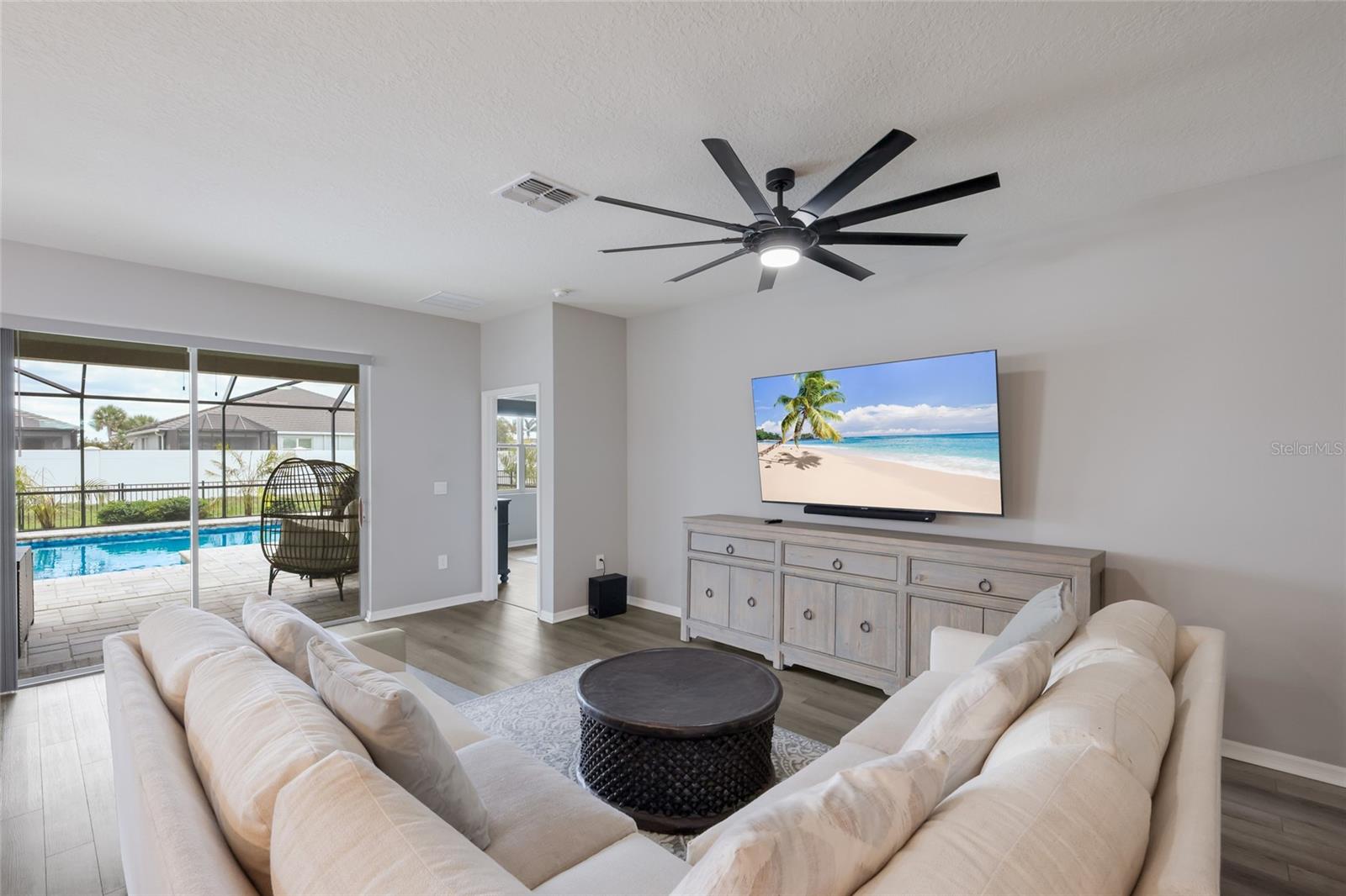 Image 8 of 73 For 4341 Dairy Court