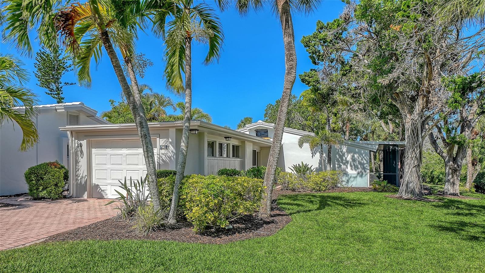 Details for 239 Hourglass Way V7, SARASOTA, FL 34242