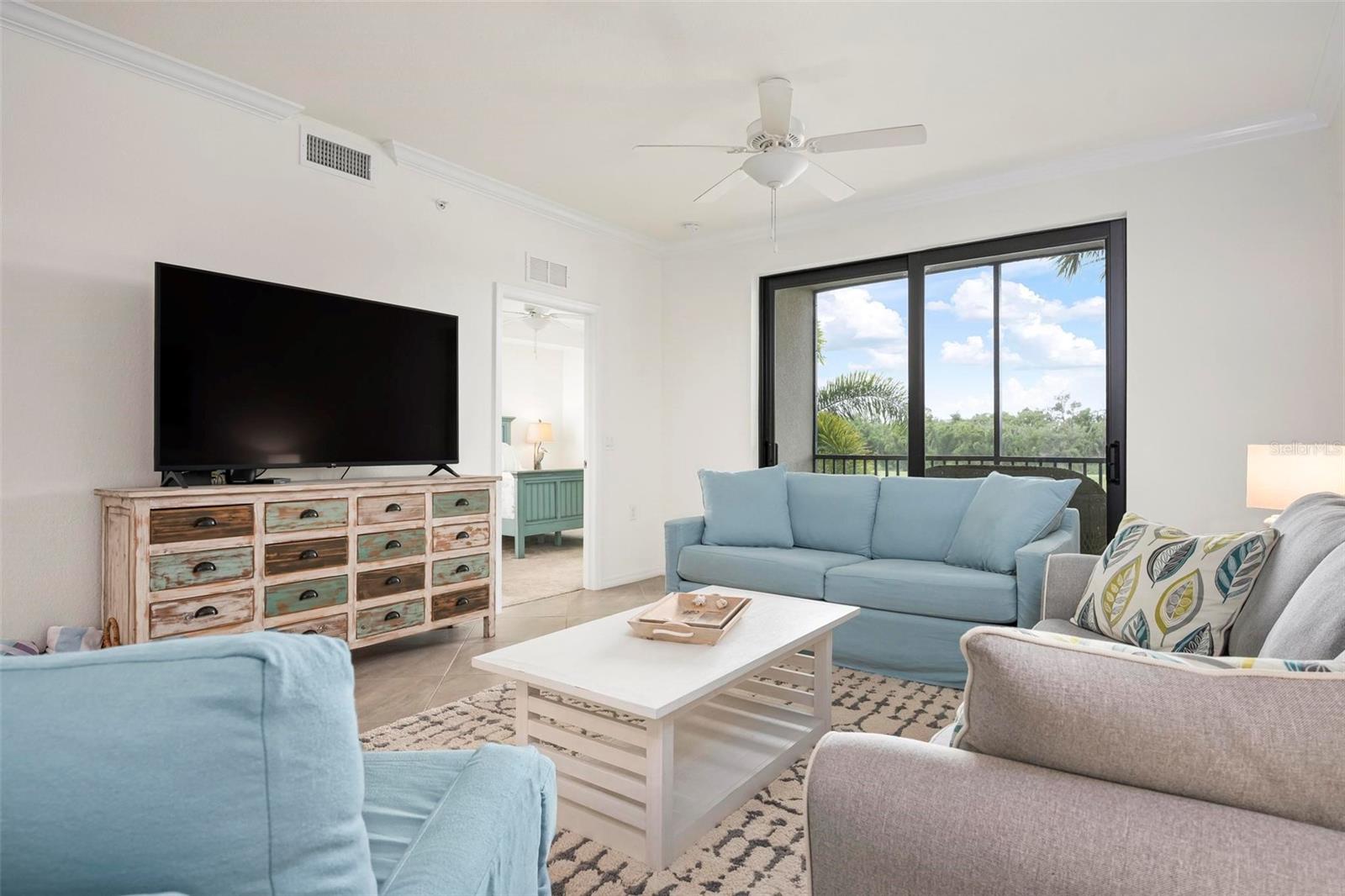 Image 12 of 50 For 17704 Gawthrop Drive 205