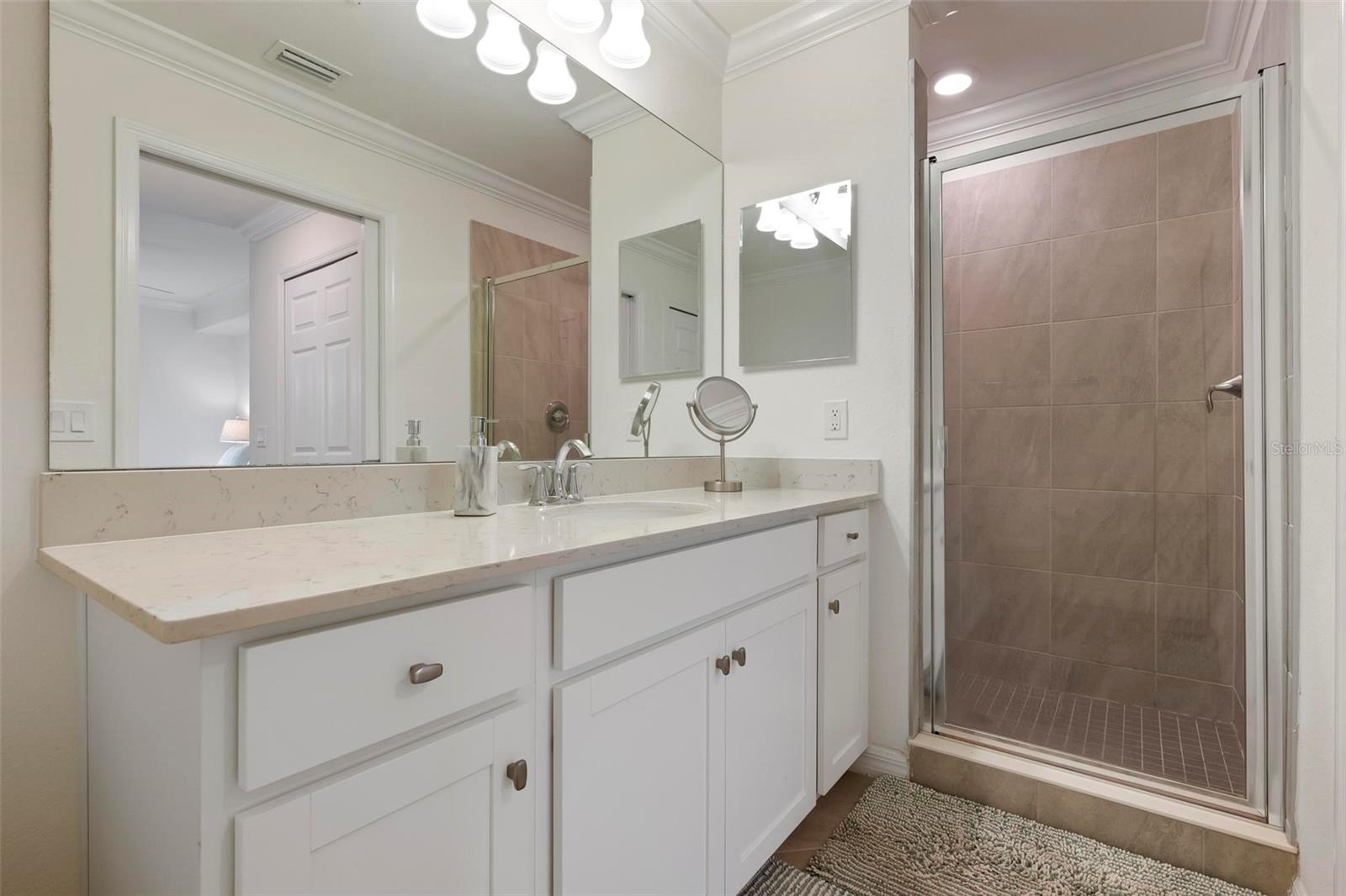 Image 23 of 50 For 17704 Gawthrop Drive 205