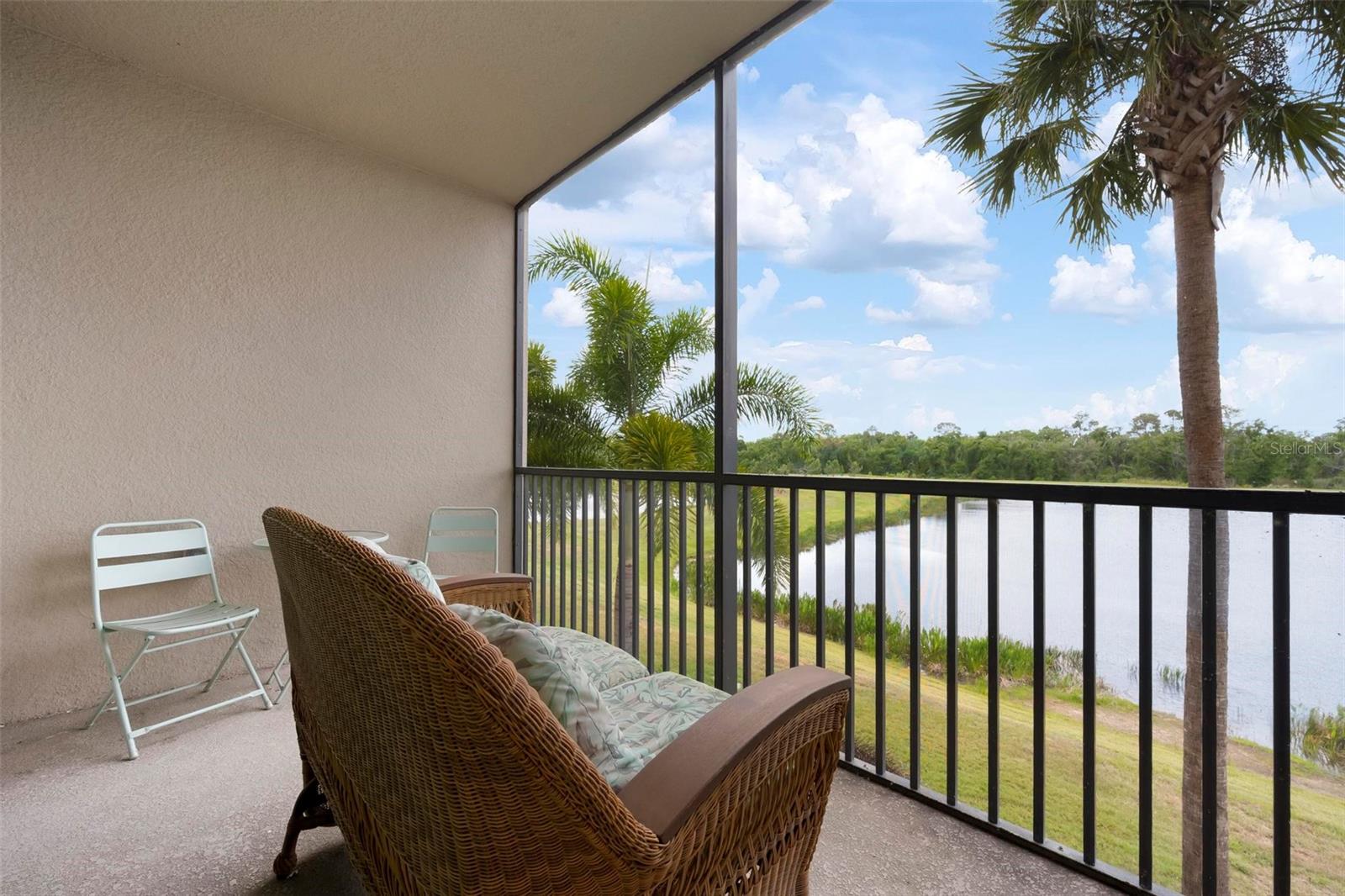 Image 25 of 50 For 17704 Gawthrop Drive 205