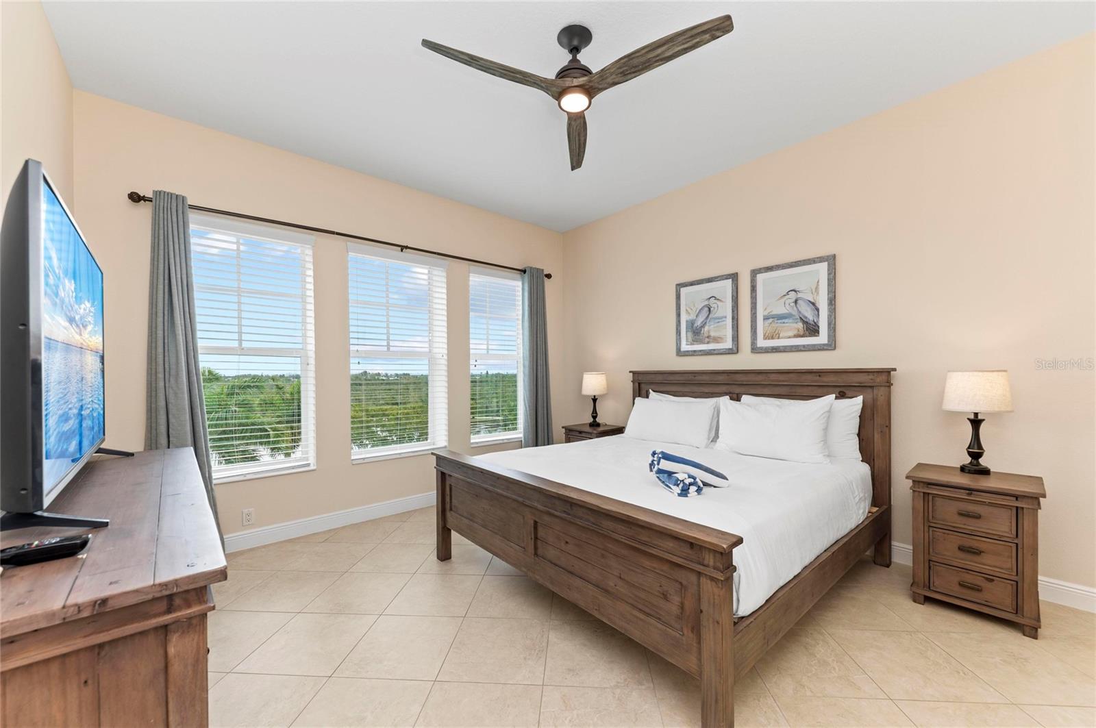 Image 20 of 100 For 395 Aruba Circle 402