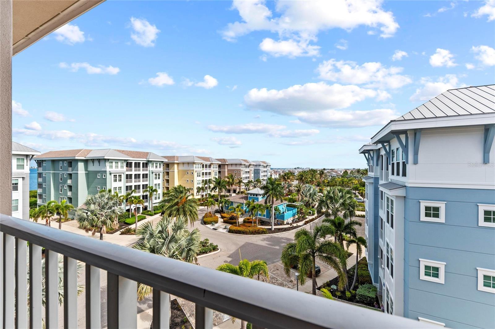 Image 36 of 100 For 395 Aruba Circle 402