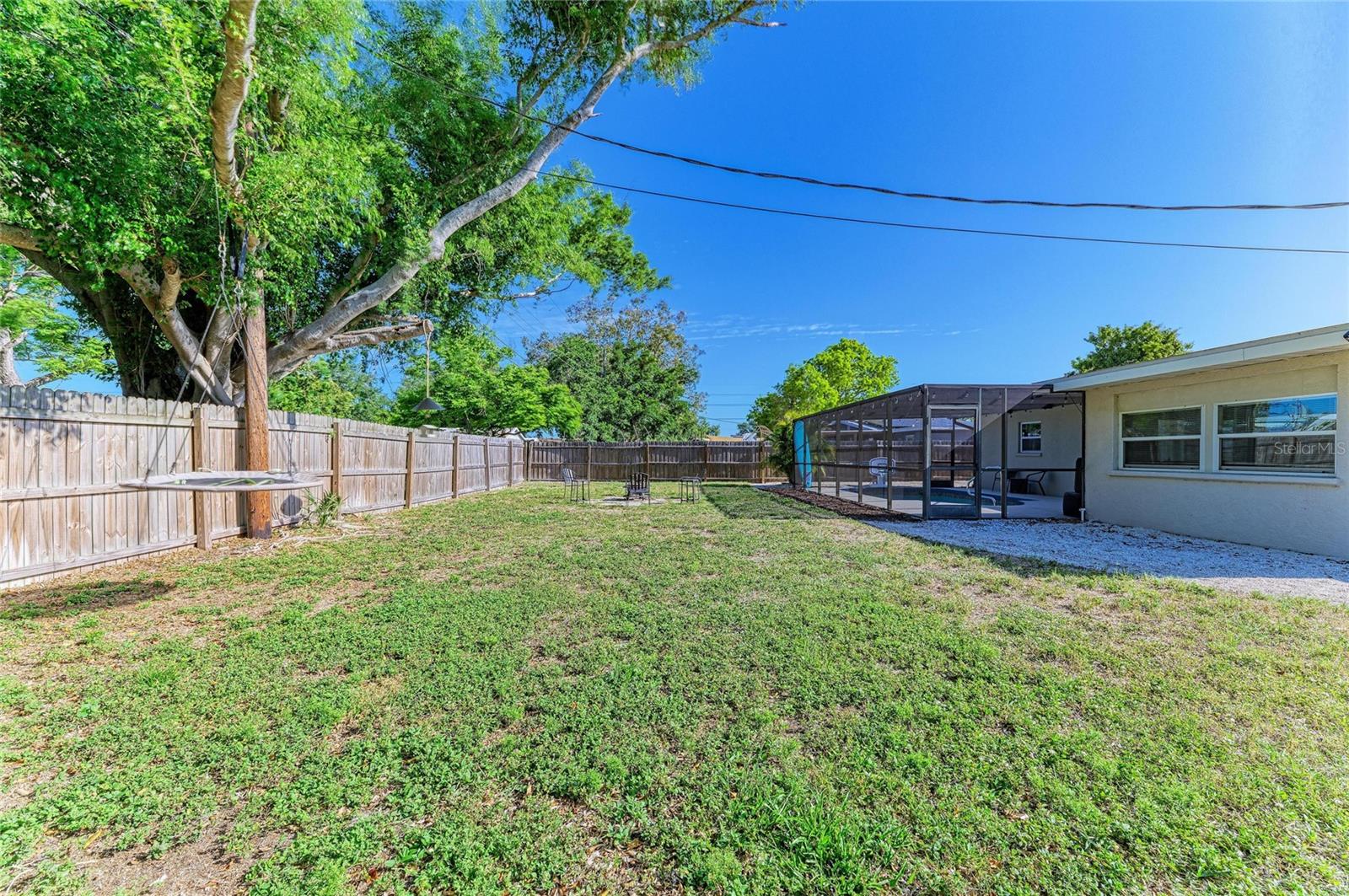 Image 17 of 84 For 120 60th Street W