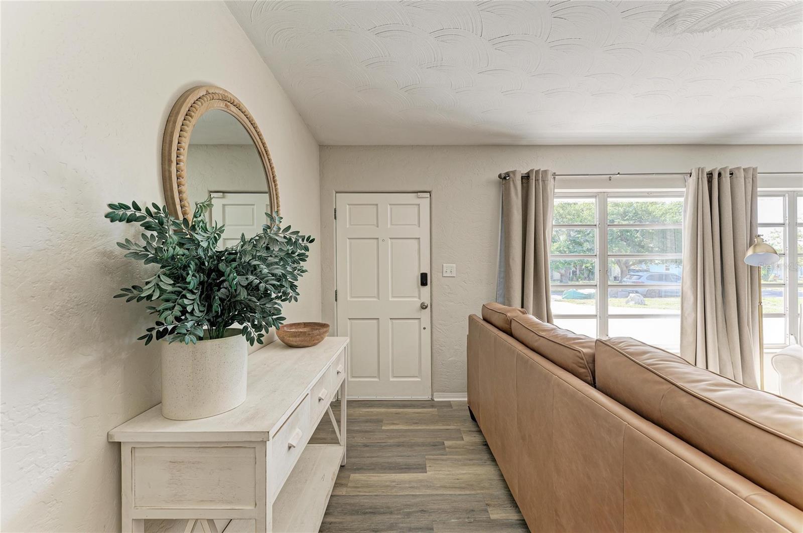 Image 2 of 84 For 120 60th Street W