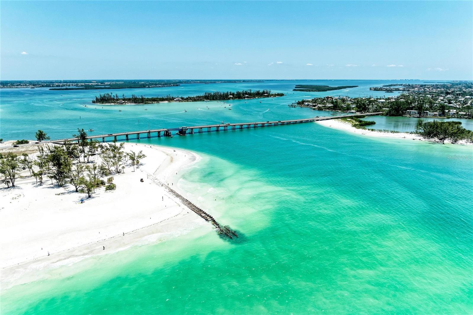 Image 51 of 84 For 120 60th Street W