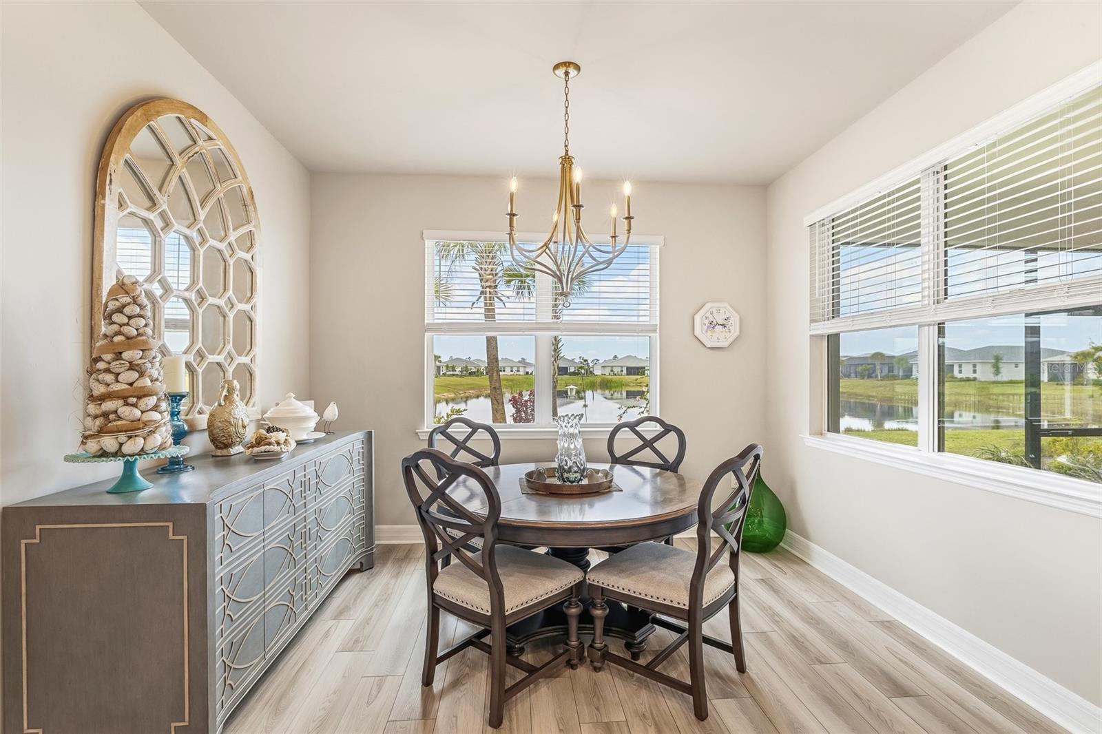 Image 11 of 44 For 16428 Marsh Lane