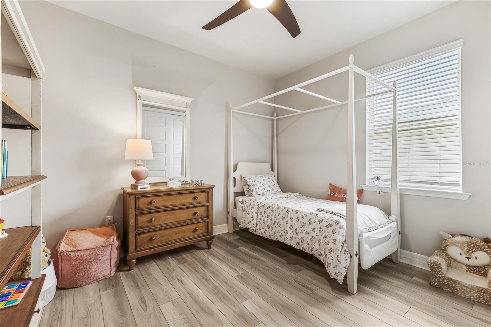 Image 19 of 44 For 16428 Marsh Lane